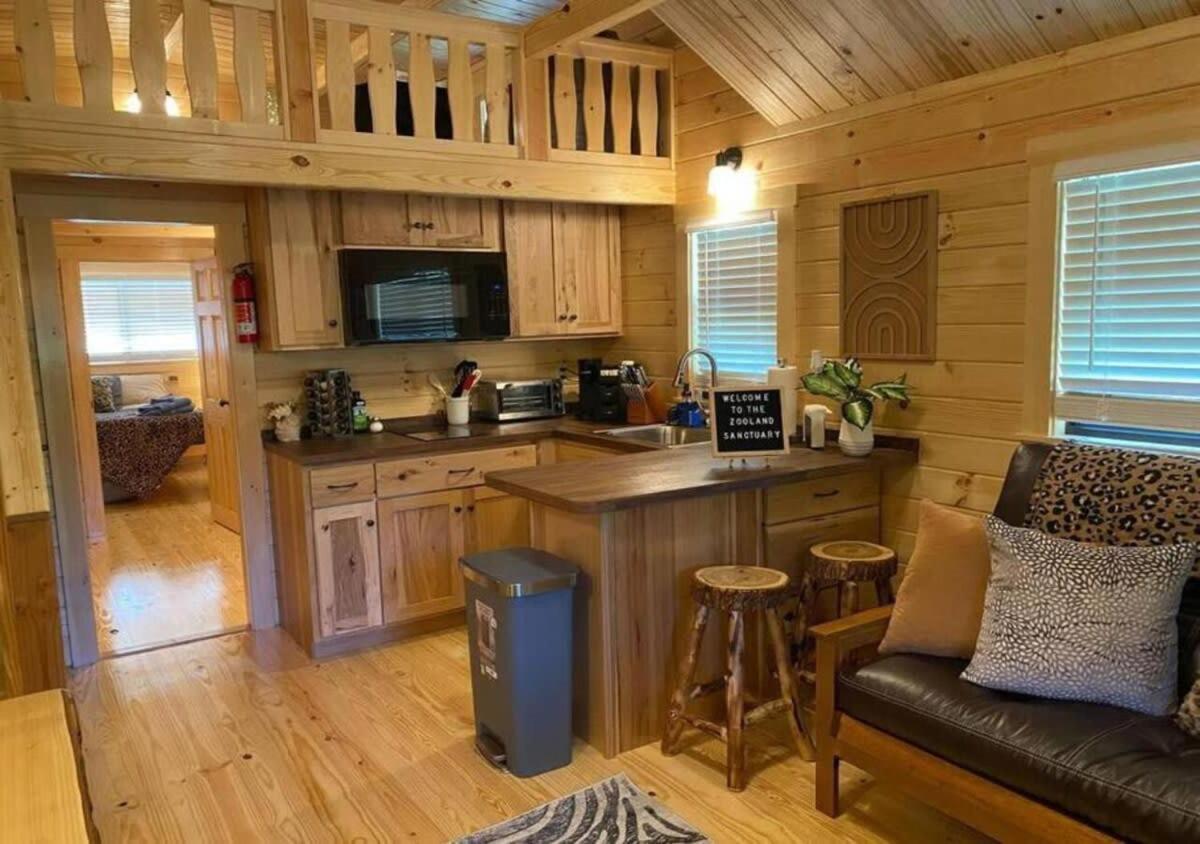 Serene 1Br Cabin Near Nc Z00 With Loft & Waterview Asheboro Exterior photo