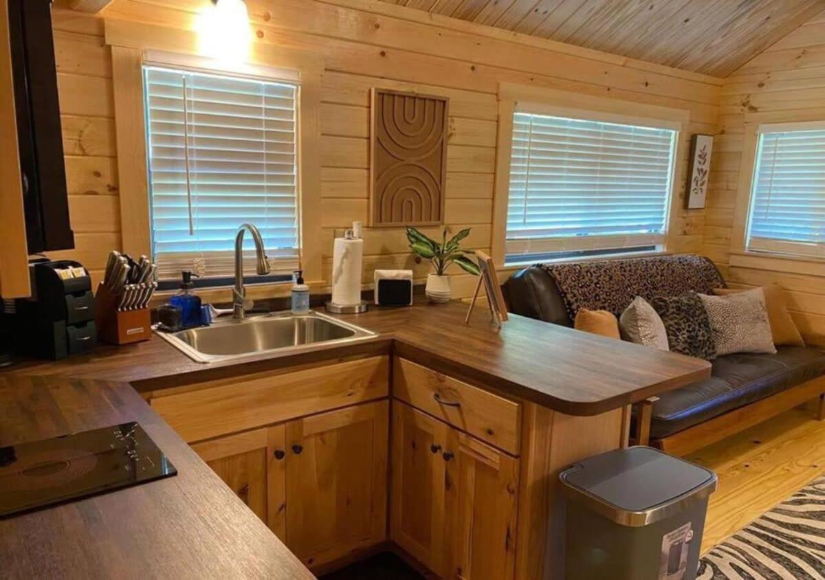 Serene 1Br Cabin Near Nc Z00 With Loft & Waterview Asheboro Exterior photo